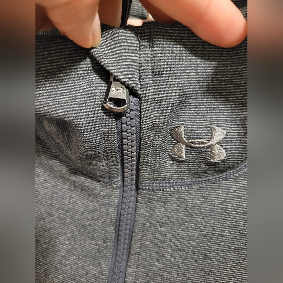 Under Armour jacket size small - Picture 8 of 8
